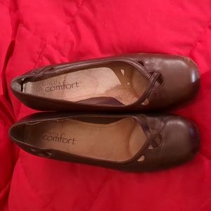 Strictly Comfort women's shoes